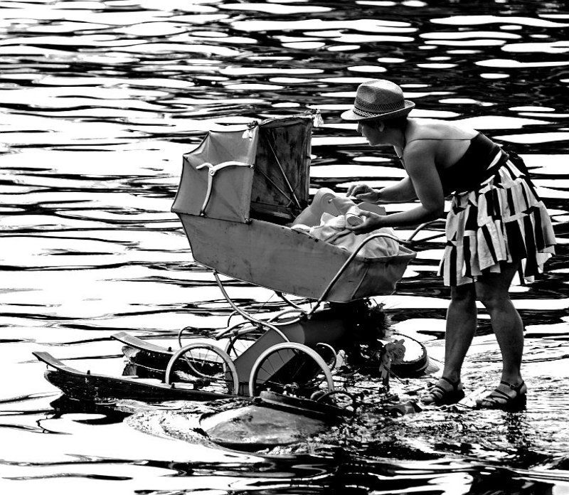 Блеск и необычность бытияphoto preview