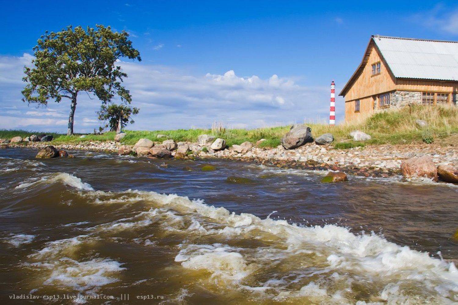 ладожской озеро,  день, волны, маяк, Владислав