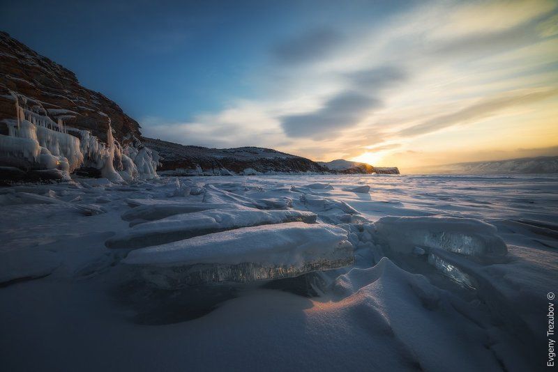 байкал, иркутск, огой, снег, трещина, закат, облака, лед, солнце, зима, льдины Драгоценности Байкалаphoto preview