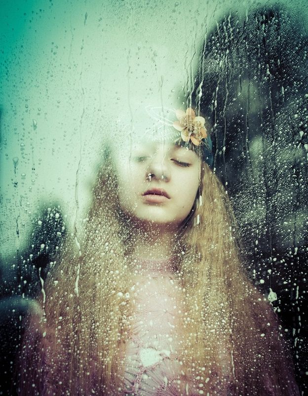 #girl #beautiful #picture #portrait #linakoziphotoart #rain #color # flowers Rain...photo preview