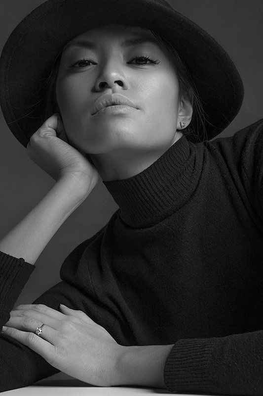 face art eyes lips hat model Аняphoto preview