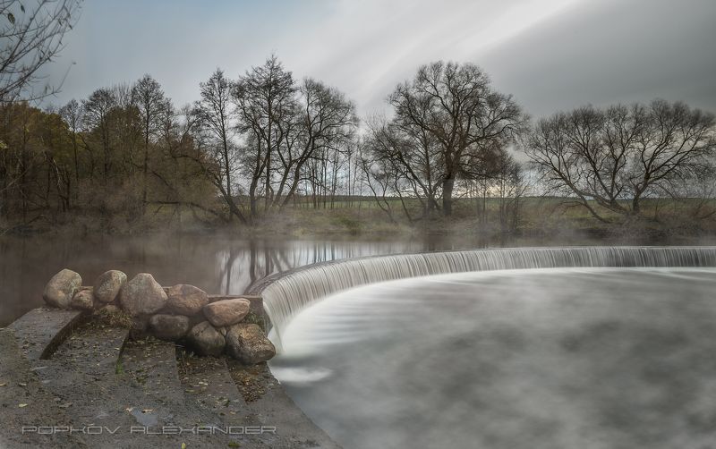река свислочь осень камни водопад заморозка выдержка парк минск Водопадphoto preview
