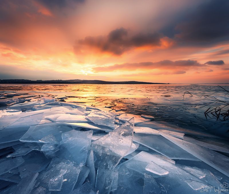 ice, winter, lake, frozen,water, nature, landscape Ice agephoto preview