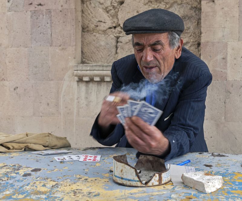 портрет, эмоция, лицо, человек, мужчина Игрок из Покр Ведиphoto preview