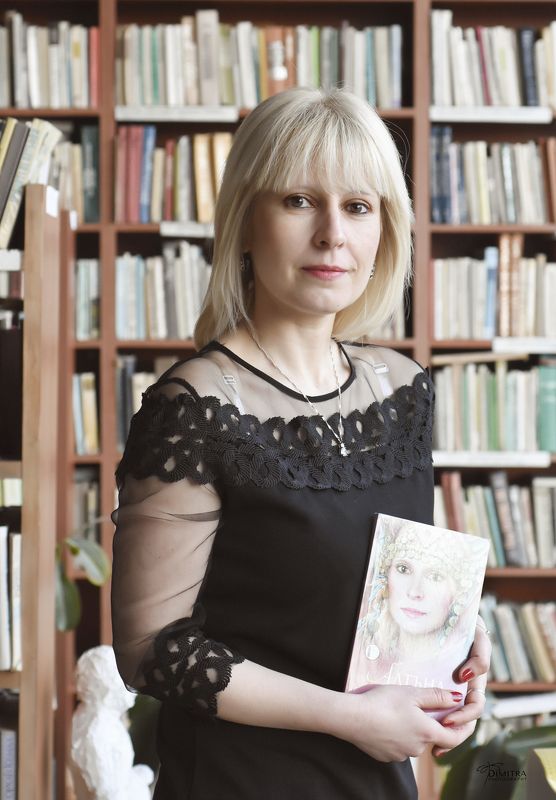 Ивелина Никоваphoto preview