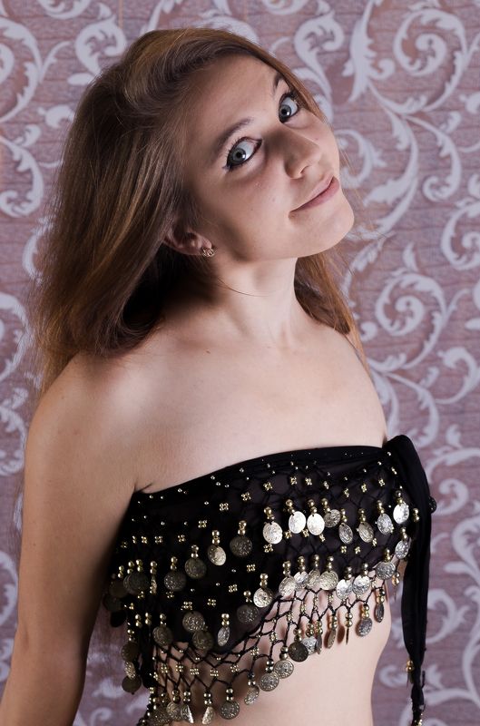 цвет, девушка, модель, портрет, портрет девушки, красотка, художественный портрет, лупоглазик, забавная, милая, фэшн, гламур, glamur, girl, model, beauty, fashion, art portrait, color Лупоглазик)photo preview