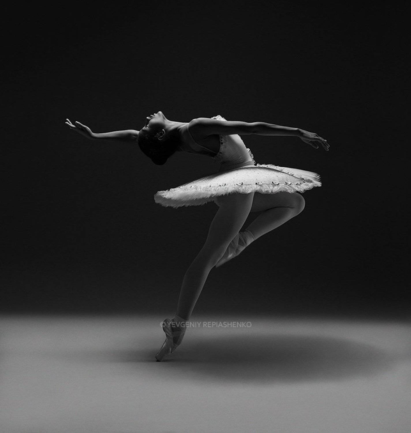 spirit, fine art, ballet, балет, пачка,  пуанты, choreography, хореография, ballerina, балерина, dance, танец, dancer, танцор, шпагат, чб, bw, art, repiashenko, yevgeniy repiashenko, репяшенко, евгений репяшенко, Yevgeniy Repiashenko