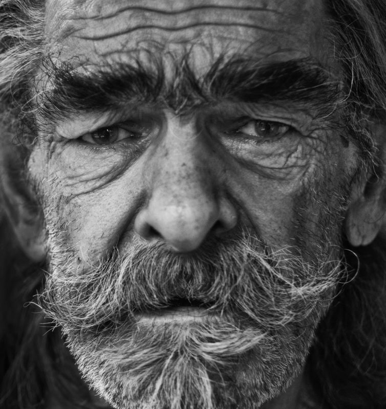 портрет, лицо, человек, мужчина, взгляд, глаза photo preview