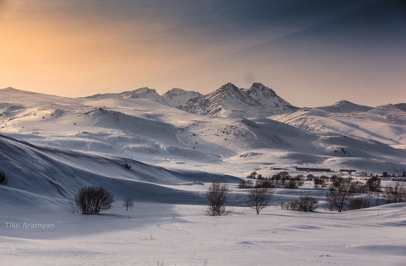 Mount Aragatsphoto preview