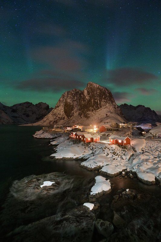 Hamnøya auroraphoto preview