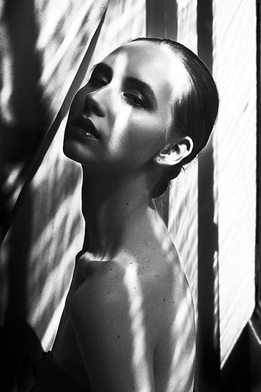 light лето summer beautiful свет shade тени красиво model. girl portrait портрет модель. девушка Игры светаphoto preview