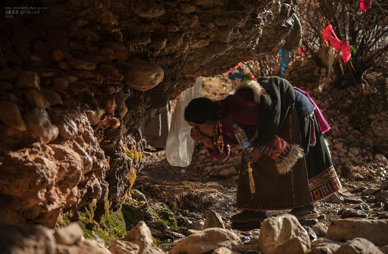 святой  воды  神圣之水photo preview