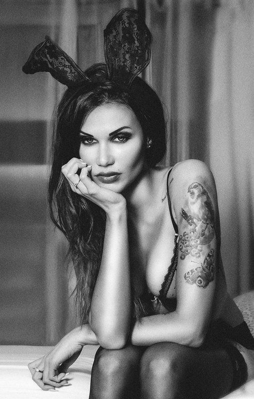 Sensual Maureaphoto preview