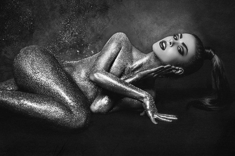 sensual, body, sexy, lingerie, poses, studio fotograficzne, kobieca sesja zdjęciowa, modeling, love, session , polishmodel, model, managament, sexy, mua, maurea, fotograf, photographer, photography, body, art, modelka, studio, polishgirl, beauty, fabulous Sensual Maureaphoto preview