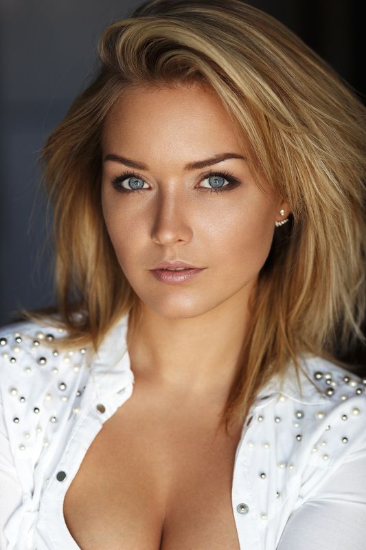 girl eyes beautiful studio fashion female pretty hair sexy young Elenaphoto preview