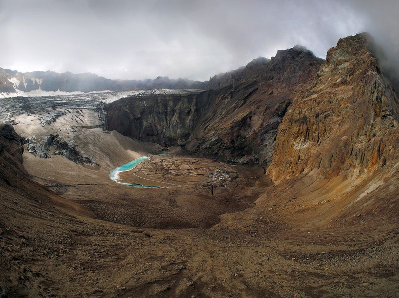 мутновский, вулкан, вулканчик, камчатка В кратере Мутновскогоphoto preview