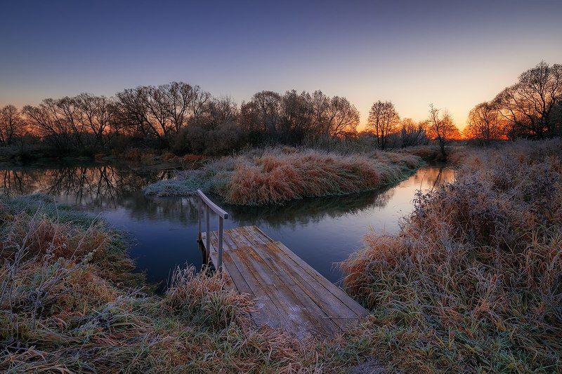 Утро, иней, мосток, река Морозное утроphoto preview