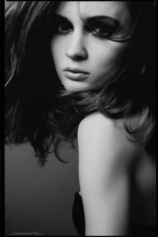 2009 Ускользающееphoto preview