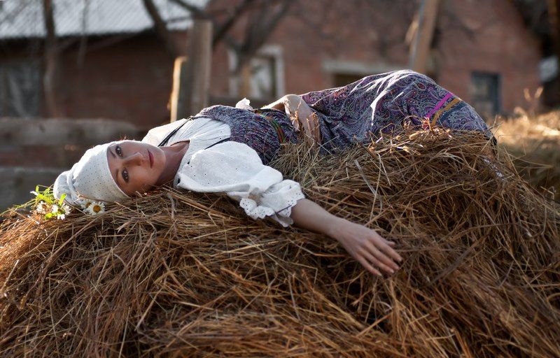 Где ж ты мой суженный? Или Гадай-не гадай, всё равно не придёт:))photo preview