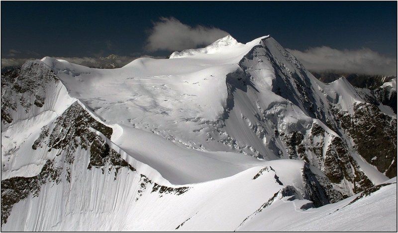 алтай, маашей-баши, карагем-баши Флаги на Маашее.photo preview