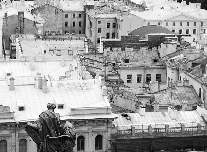 Я обнимаю этот мир и я целую это небо...photo preview