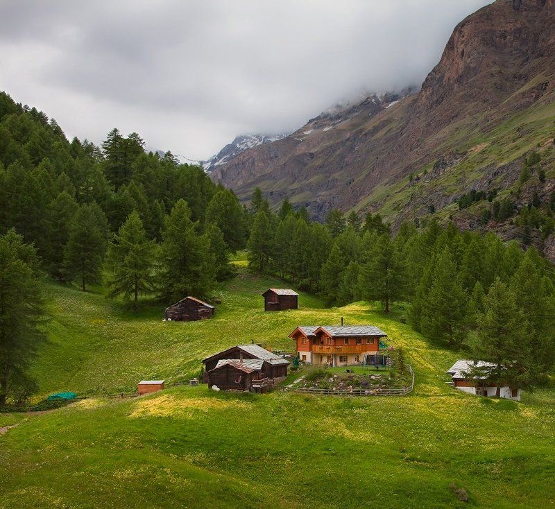 горы, альпы Деревенькаphoto preview