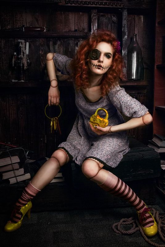 #toy, #red, #model, #kirillgolovan Toy storyphoto preview