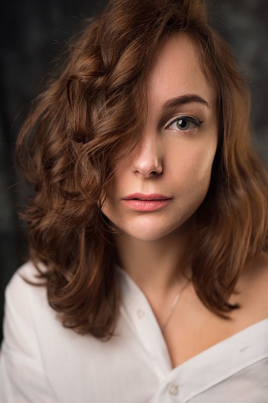 девушка студия портрет Полинаphoto preview