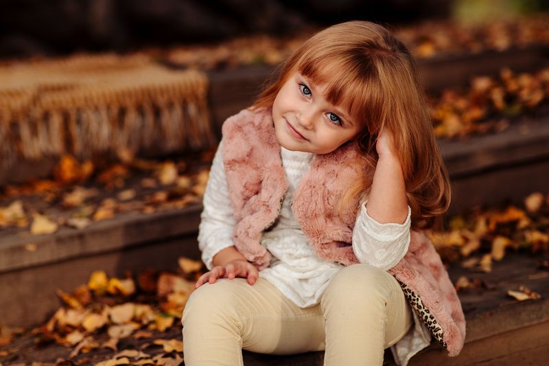 дети,осень,девочка Ева фото превью
