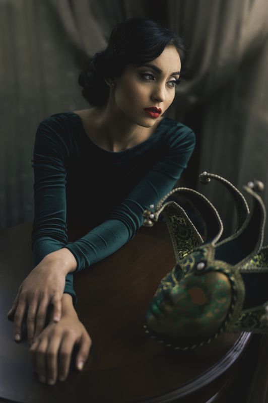 light, portret, mask Light of truthphoto preview