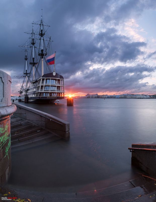golubevphoto, Russia, city, SPb, Petersburg, sunrise, sky, sun, river, fregat, embankment, Россия, город, СПб, Петербург, Питер, восход, небо, солнце, фрегат, набережная, Благодать Благодать-2photo preview