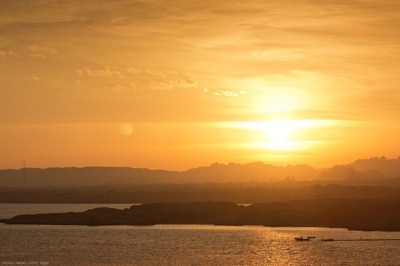 египет, Шармальшейх, море, вечер, закат, берег, отель Страна заходящего солнцаphoto preview