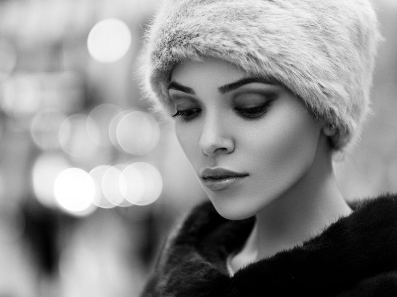 portrait, airport, black and white, natural light departure loungephoto preview