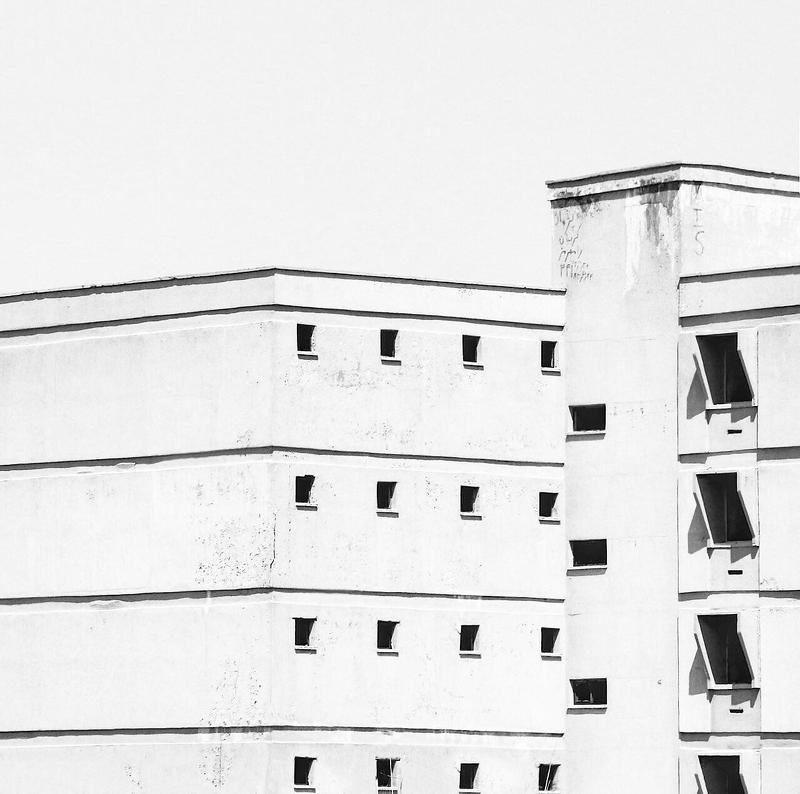 #man #cloudly #bnw #fine_art #sky #cloud #mehrzad_photo #hossein_mehrzad #black_and_white #b&w #editing #photoshop #creative #photo_art #digital #mehrzad #photography #creative_art #consept_art  #minimal #bnw_minimal #architecture #pesonal Spring in the sunphoto preview