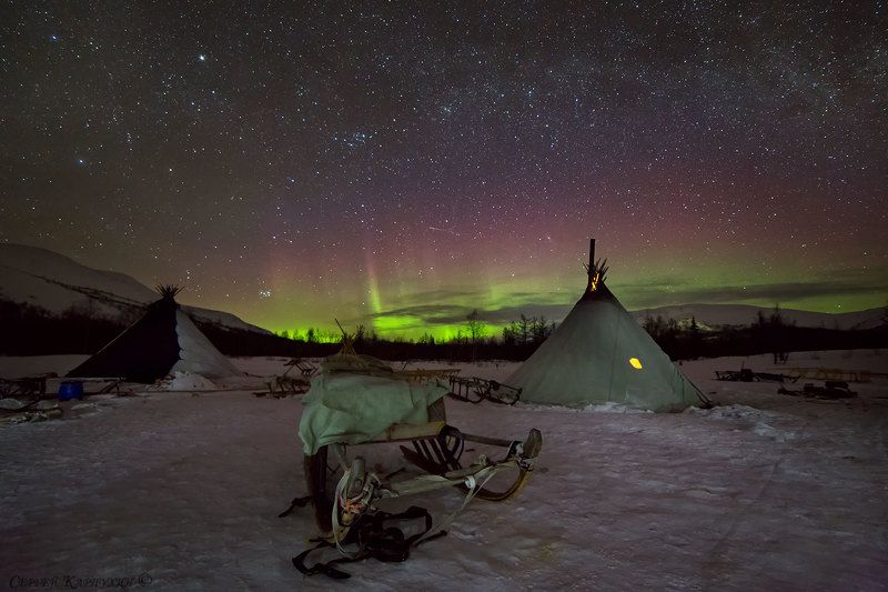 полярный урал, река собь, чумы, стойбище, северное сияние Два чума на Соби.photo preview