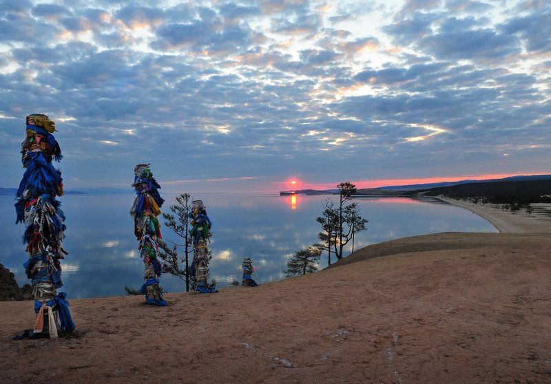 байкал, бурхан, ольхон Рассвет над мысом Бурханphoto preview