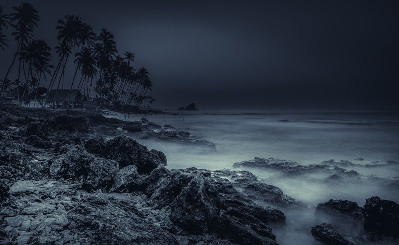 Луна в тумане фото превью