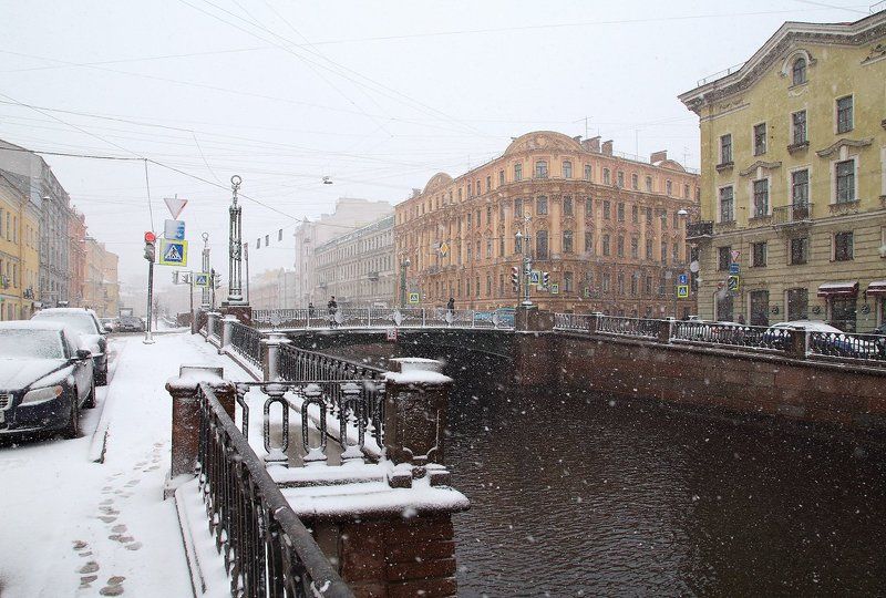 Снегопад в апрелеphoto preview