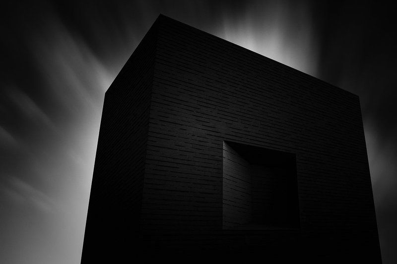 Le Monolithphoto preview