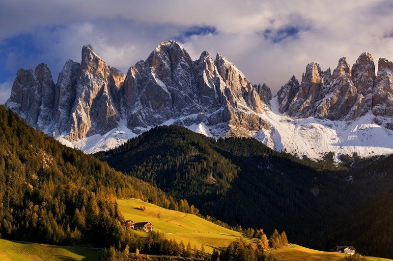Italy, Dolomites, South Tyrol, Mountains, autumn, snow, clouds DOLOMITESphoto preview