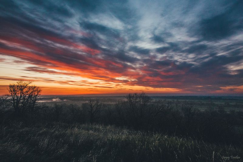 На рассветеphoto preview