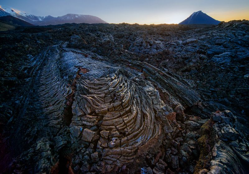 камчатка, толбачик, рассвет Рассвет в лавовом полеphoto preview