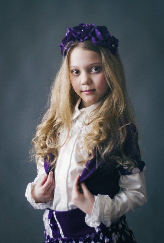 девочка, портрет, взгляд, классика, цвет Lizaphoto preview