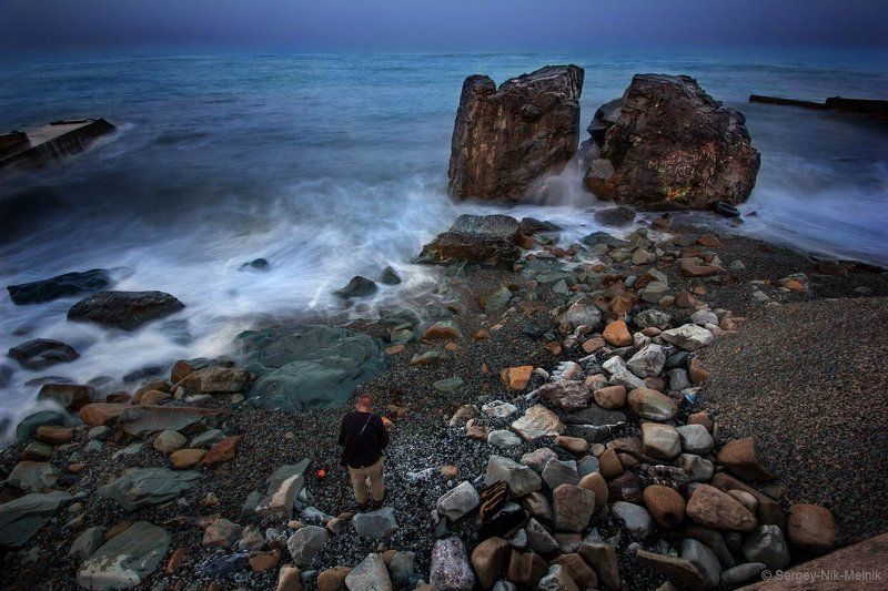 россия, крым, алушта, горы, демерджи, море Камень преткновения ...фотографаphoto preview