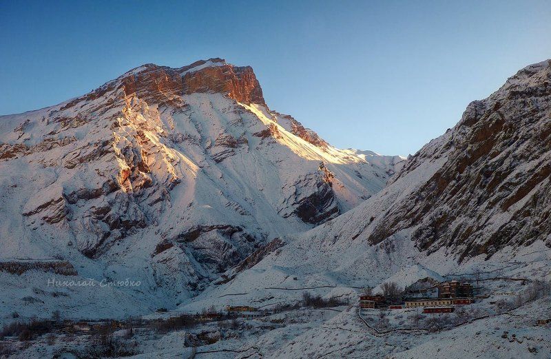 верхний, мустанг, гималаи, монастырь, горы, рассвет, муктинатх Монастырь фото превью