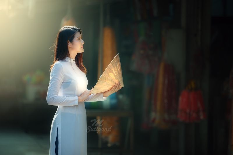 vietnam,portrait,asia women, Ao Dai Vietnamesephoto preview