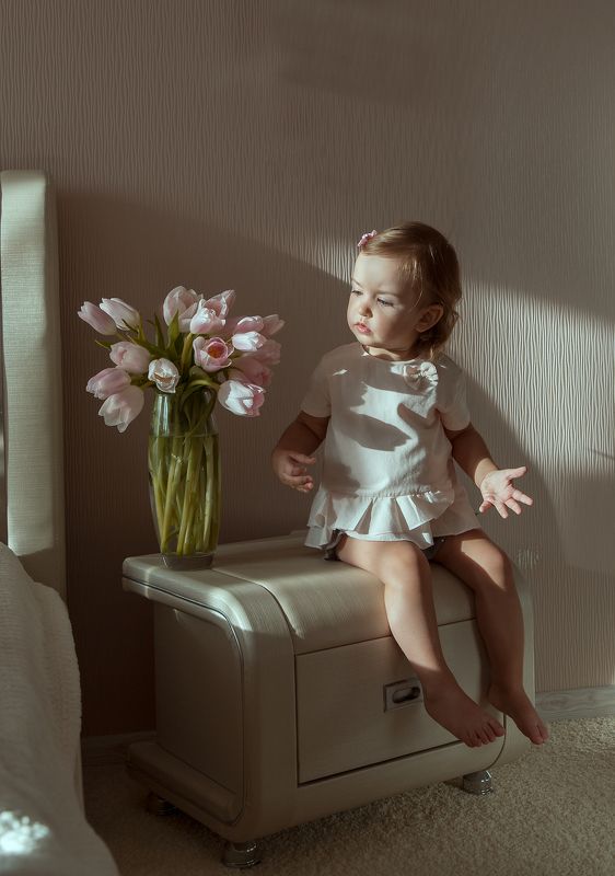 Портрет, девочка  Весенний вечерphoto preview