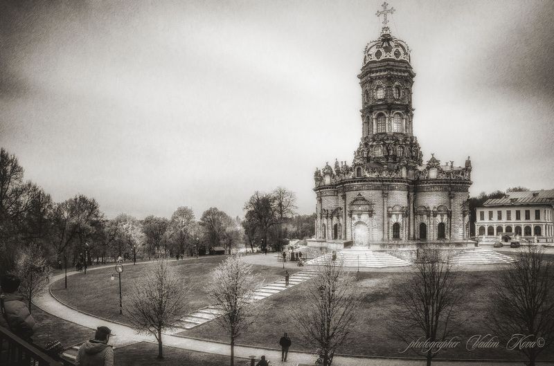 Сама королеваphoto preview