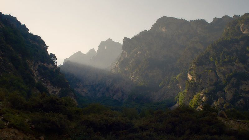 Горы, Пейзаж, Кавказ, Дарьял, Дарьяльское ущелье, Терек, Река, Скалы, Камни, Свет, Лето, Закат, Бурный, Граница, Россия, Грузия, Верхний Ларс, Дарьяли Пейзажи Дарьялаphoto preview