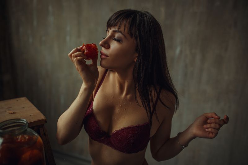 Портрет, девушка, белье, студия Дарьяphoto preview